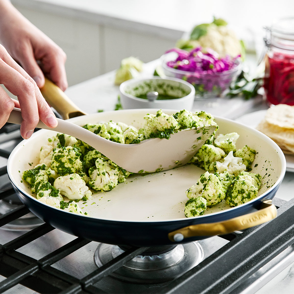 Reserve Ceramic. Nonstick Fry Pan with Lid. 12