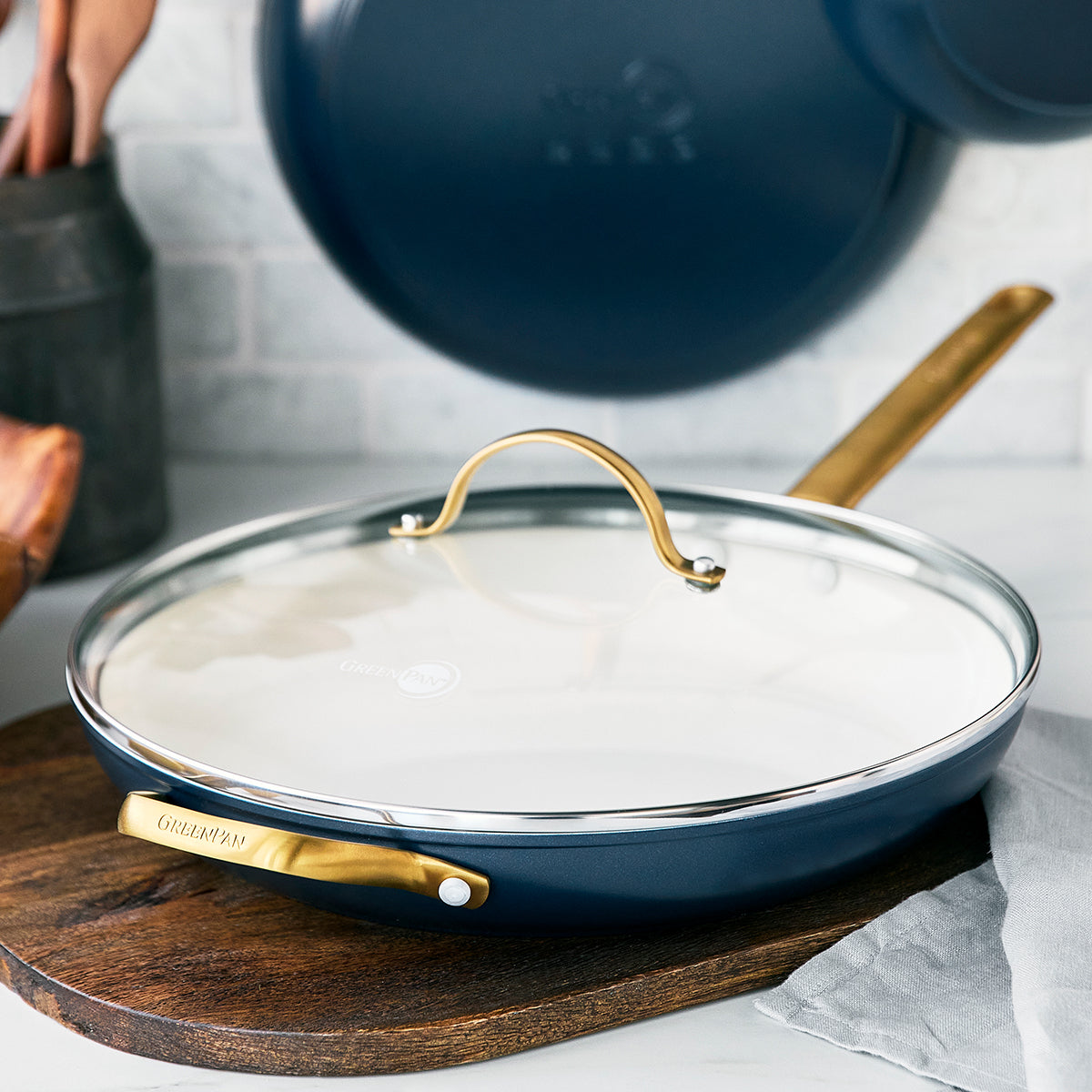 Reserve Ceramic. Nonstick Fry Pan with Lid. 12